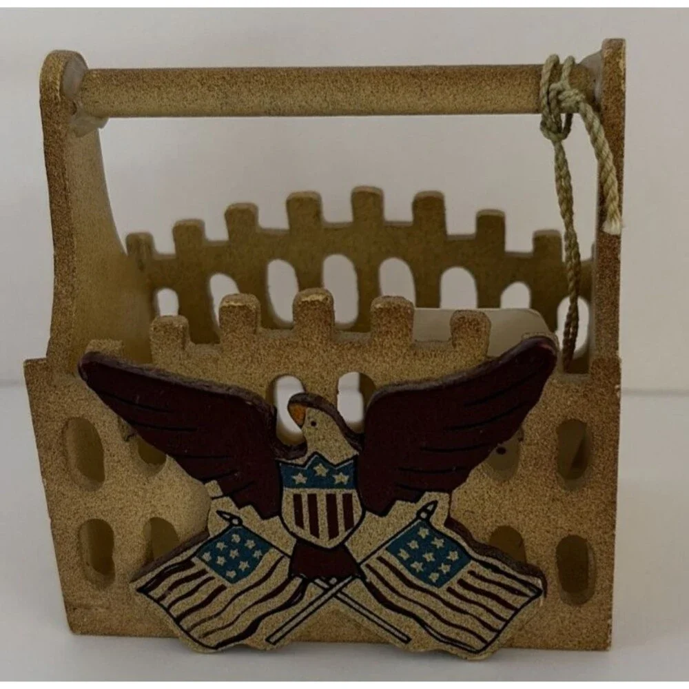 Vintage Russ American Eagle Basket #6809 2 3/4